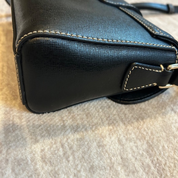 Authentic Dooney & Bourke Saffiano Leather Kyra Crossbody and Matching Wallet - Picture 5 of 16